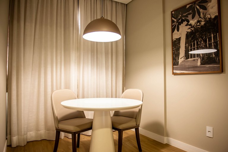 Flat Comfort Suites | A Melhor Localização | ap608